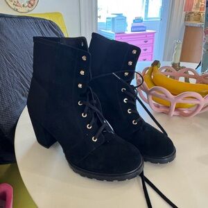 Stuart Weitzman Savannah Suede Boots